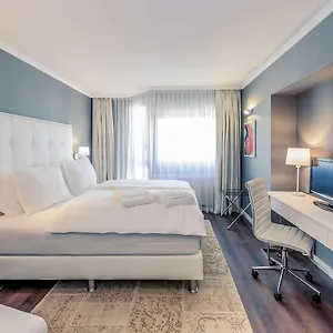 4* Hotel Mercure Raphael