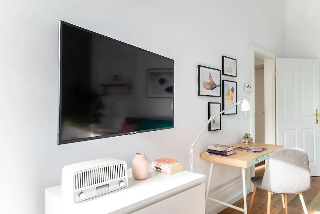 Cool 1Br Near Metro & Center By Hm Apartment Vienna